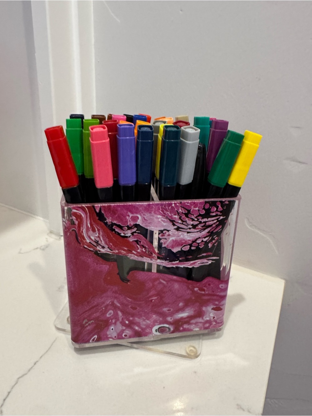 Pink Acrylic Pen Organizer